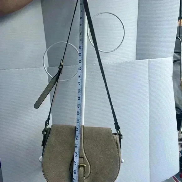 Crossbody Handbag in Beige - Picture 6 of 10